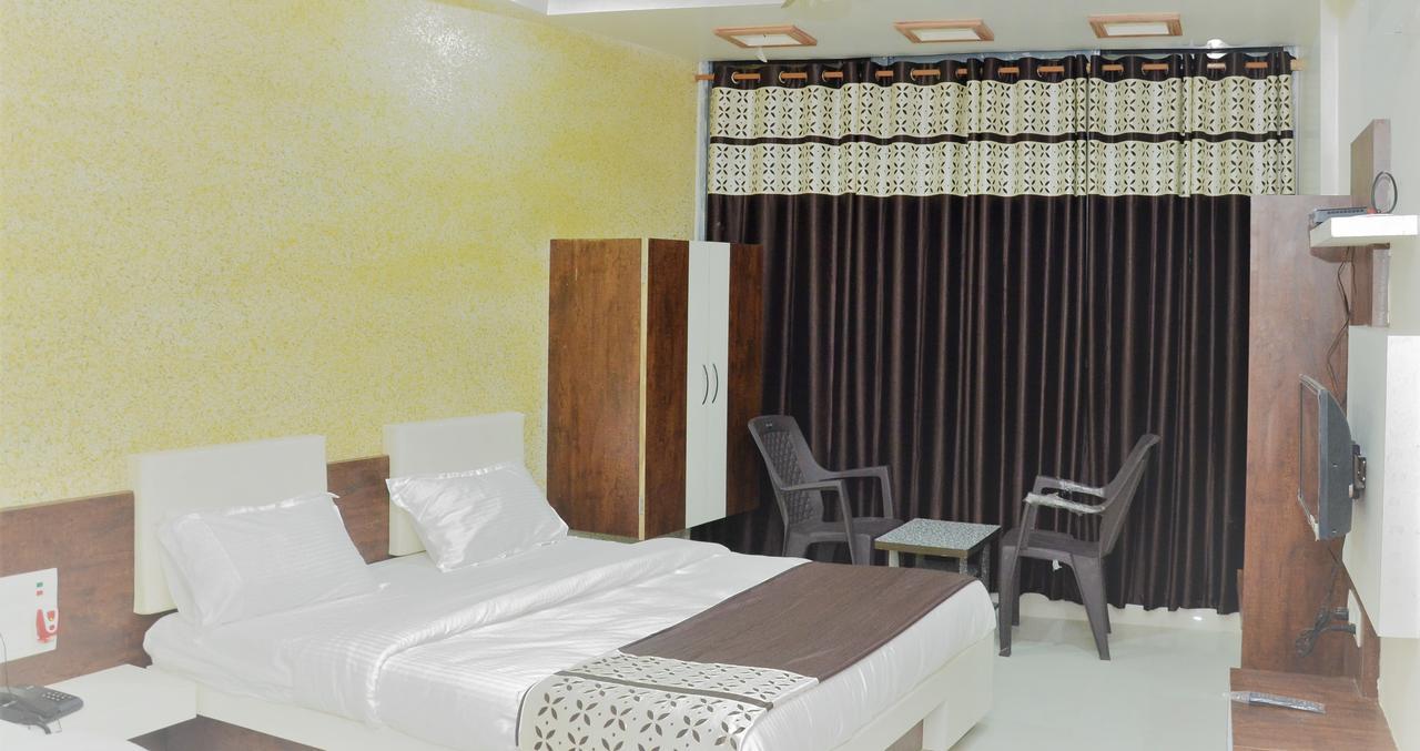 Hotel Bansidhar Сомнатх Экстерьер фото