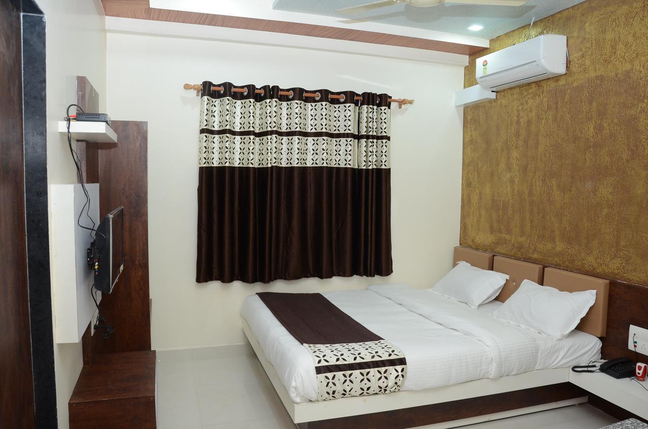 Hotel Bansidhar Сомнатх Экстерьер фото