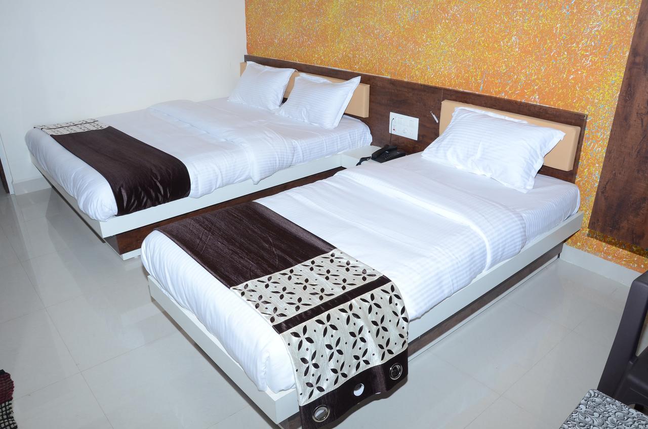 Hotel Bansidhar Сомнатх Экстерьер фото